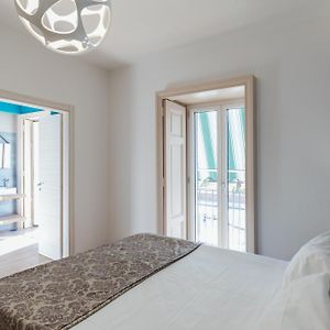 Suite Riviera 84
